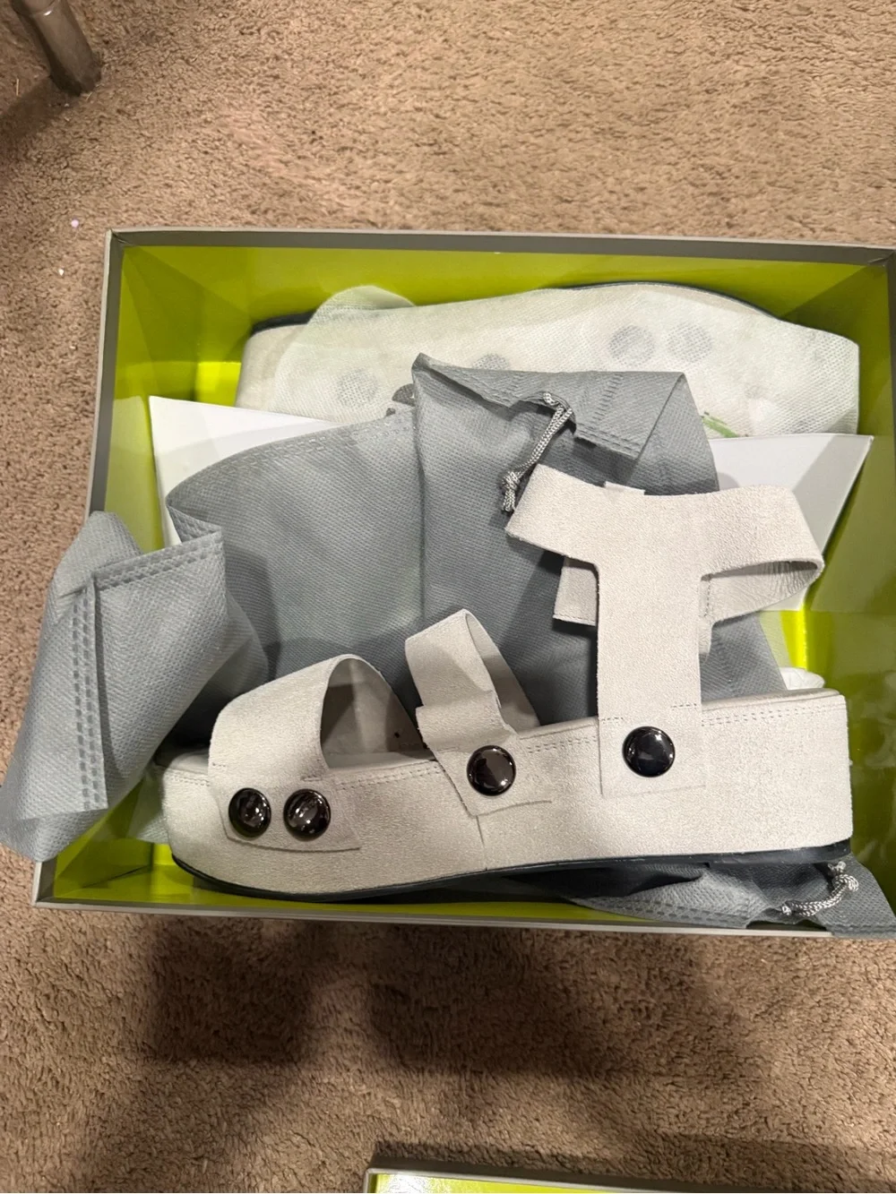 Antelope womens nova platform Strappy sandals light grey suede size 40 EU/ 9 US